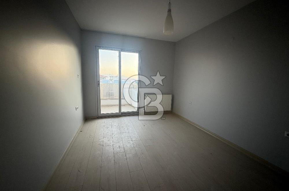 BORNOVA İNÖNÜ MAH-ASANSÖRLÜ KÖRFEZ MANZARALI 2+1 DAİRE