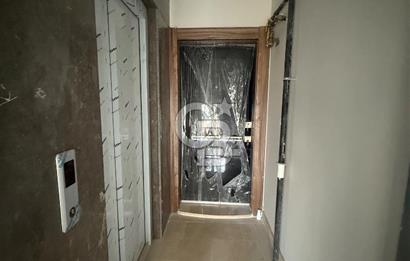 BORNOVA İNÖNÜ MAH-ASANSÖRLÜ KÖRFEZ MANZARALI 2+1 DAİRE
