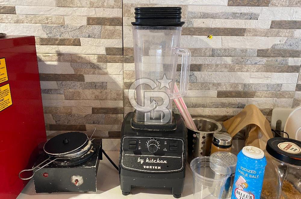 Zeytinli Çarşıda Devren Kafe
