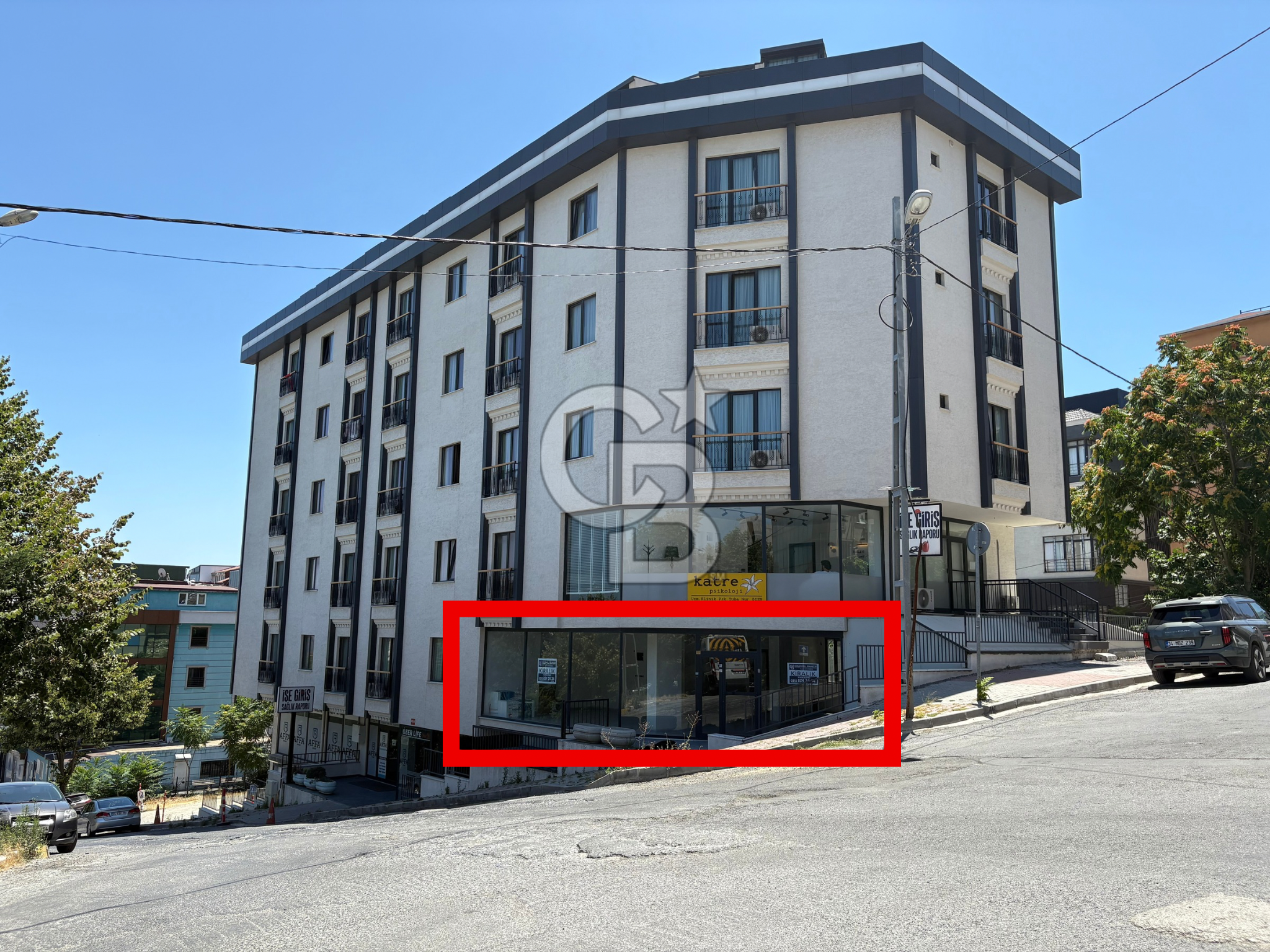 Yakuplu Köşe başı 145 m2 Kiralık İş Yeri