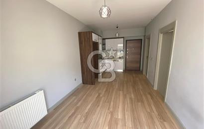 Bornova'da yatırıma uygun site içerisinde satılık 1+1 daire