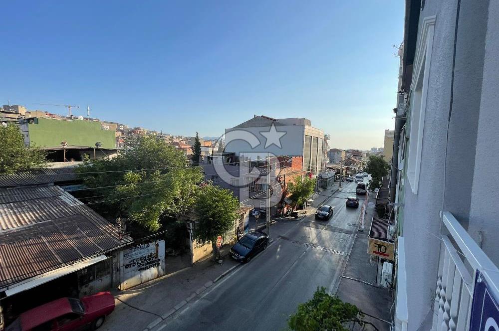 Bayraklı Gümüşpala Merkezde Tadilatlı, 3+1 Kiralık Daire