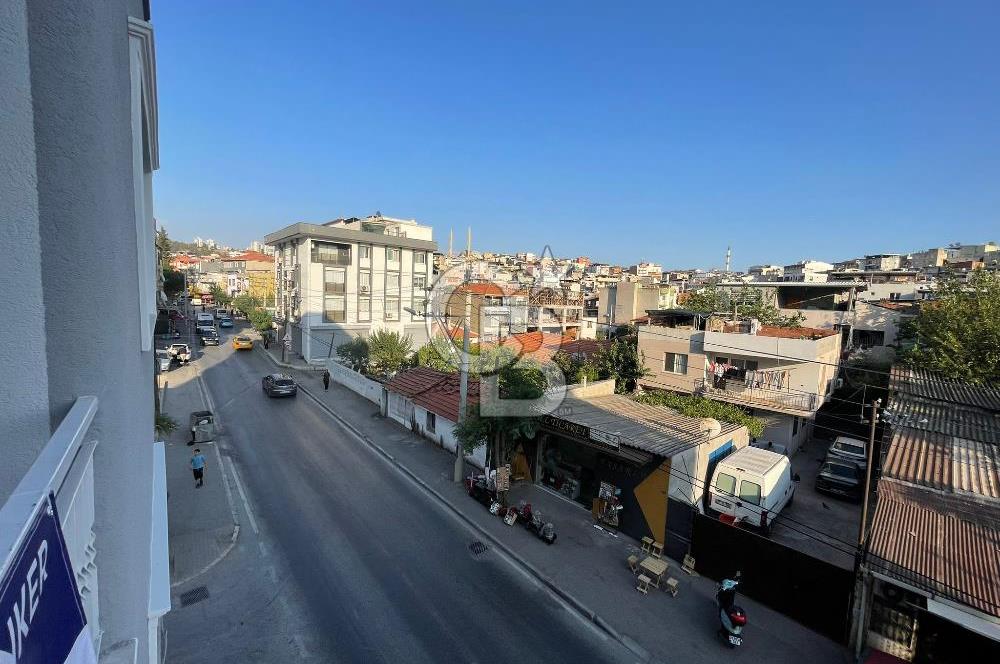 Bayraklı Gümüşpala Merkezde Tadilatlı, 3+1 Kiralık Daire
