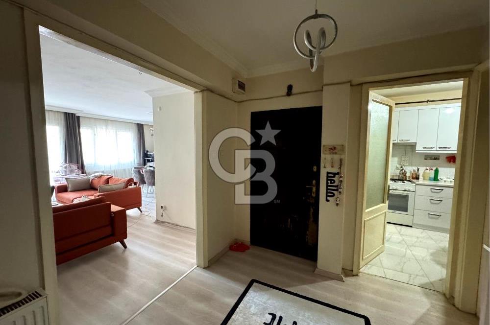 BORNOVA SÜVARİ CADDESİNDE SATILIK 3+1 DAİRE