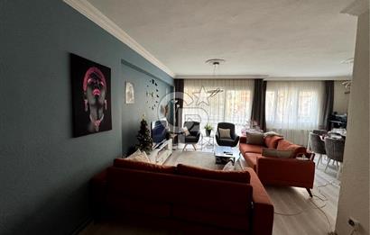 BORNOVA SÜVARİ CADDESİNDE SATILIK 3+1 DAİRE