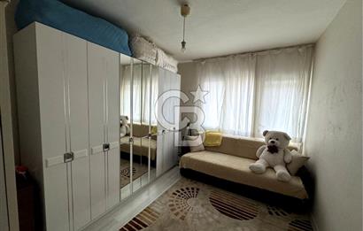 BORNOVA SÜVARİ CADDESİNDE SATILIK 3+1 DAİRE