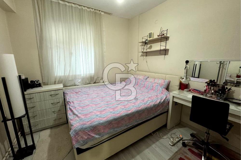 BORNOVA SÜVARİ CADDESİNDE SATILIK 3+1 DAİRE