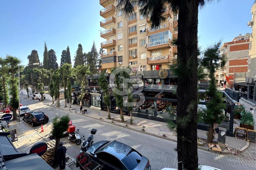 BORNOVA SÜVARİ CADDESİNDE SATILIK 3+1 DAİRE
