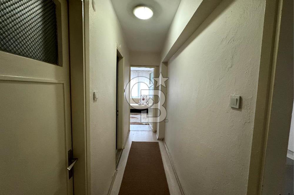 BORNOVA SÜVARİ CADDESİNDE SATILIK 3+1 DAİRE