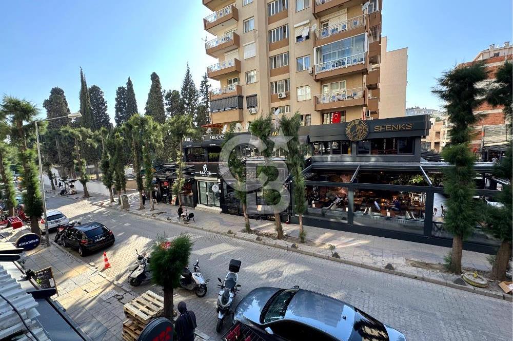 BORNOVA SÜVARİ CADDESİNDE SATILIK 3+1 DAİRE