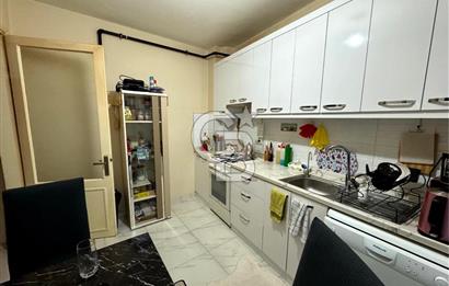 BORNOVA SÜVARİ CADDESİNDE SATILIK 3+1 DAİRE