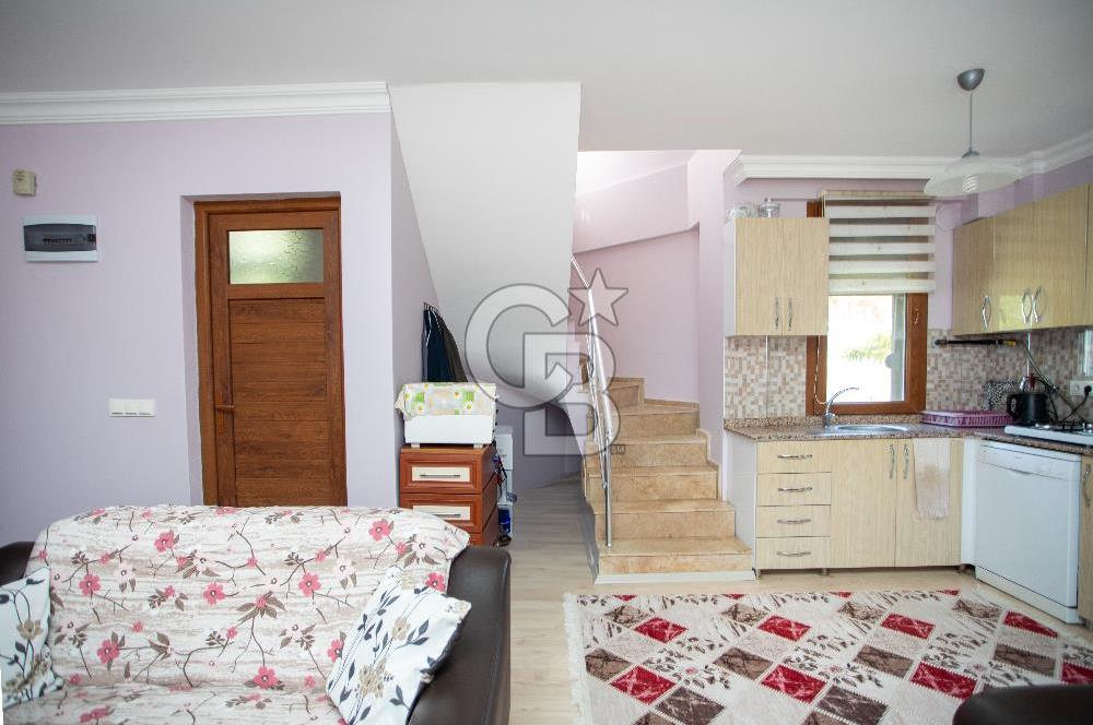 Yenifoça Petra Koyunda Satılık 3+1 Dubleks Villa