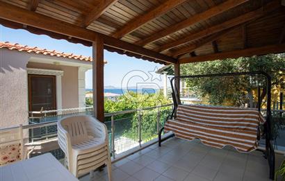 Yenifoça Petra Koyunda Satılık 3+1 Dubleks Villa
