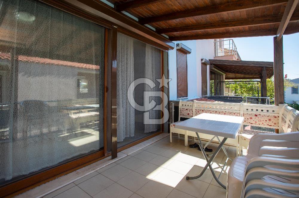 Yenifoça Petra Koyunda Satılık 3+1 Dubleks Villa