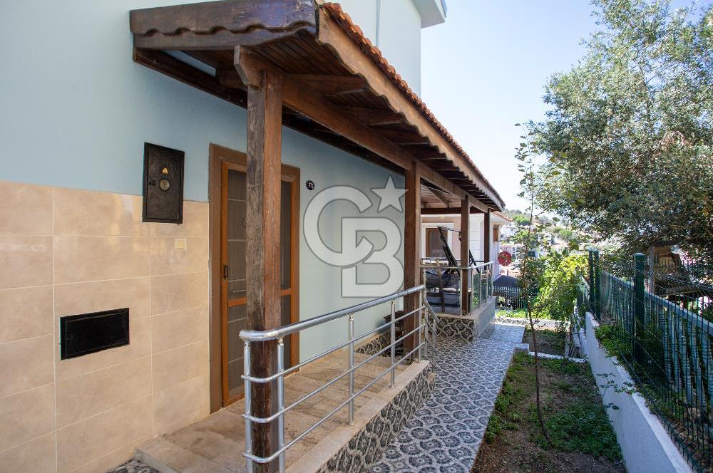Yenifoça Petra Koyunda Satılık 3+1 Dubleks Villa