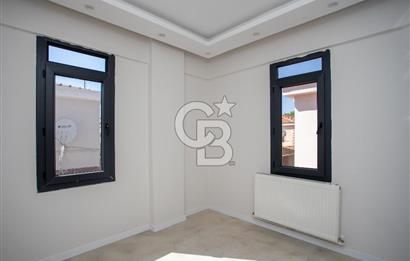 Yenifoça Merkezi Konumda Satılık 3+1 Tripleks