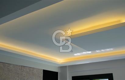 Zeytinalanında 5+1 Satılık Tam Müstakil Villa