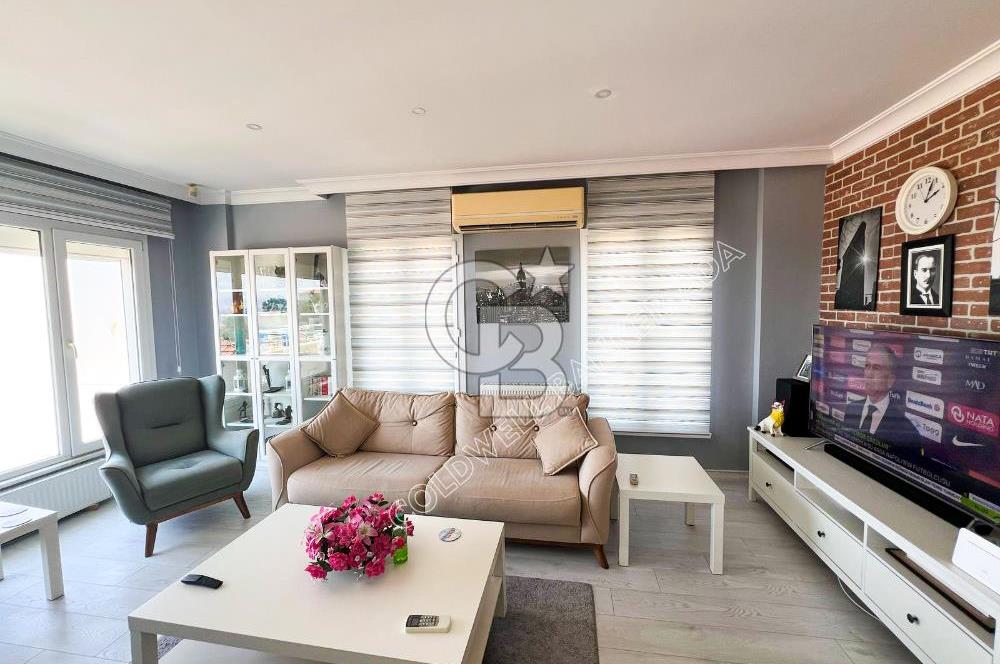 Kuşadası Kadınlar Denizinde Eşsiz Deniz Manzaralı Satılık Çatı Dubleks