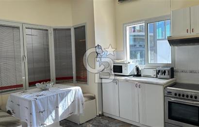 ÇEŞME PAŞALİMANINDA PANORAMİK DENİZ MANZARALI MÜSTAKİL VİLLA
