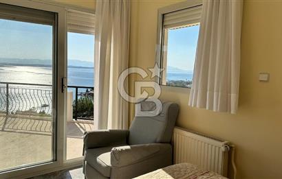 ÇEŞME PAŞALİMANINDA PANORAMİK DENİZ MANZARALI MÜSTAKİL VİLLA