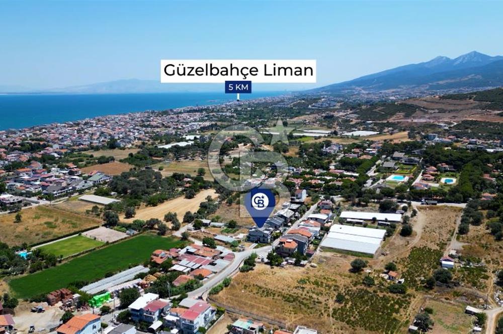 Zeytinalanında 5+1 Satılık Tam Müstakil Villa