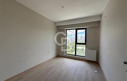 GÖL MANZARALI 4+1 FULL YAPILI ULTRA LÜKS SATILIK DAİRE