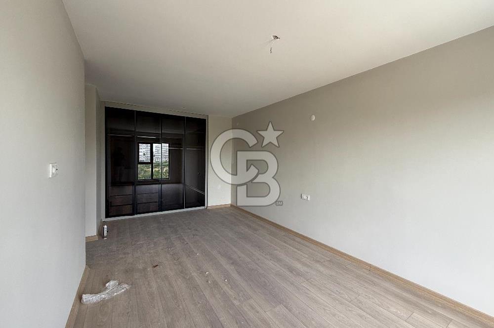 GÖL MANZARALI 4+1 FULL YAPILI ULTRA LÜKS SATILIK DAİRE