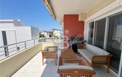 Kuşadası Kadınlar Denizinde Eşsiz Deniz Manzaralı Satılık Çatı Dubleks