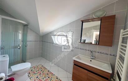 Kuşadası Kadınlar Denizinde Eşsiz Deniz Manzaralı Satılık Çatı Dubleks
