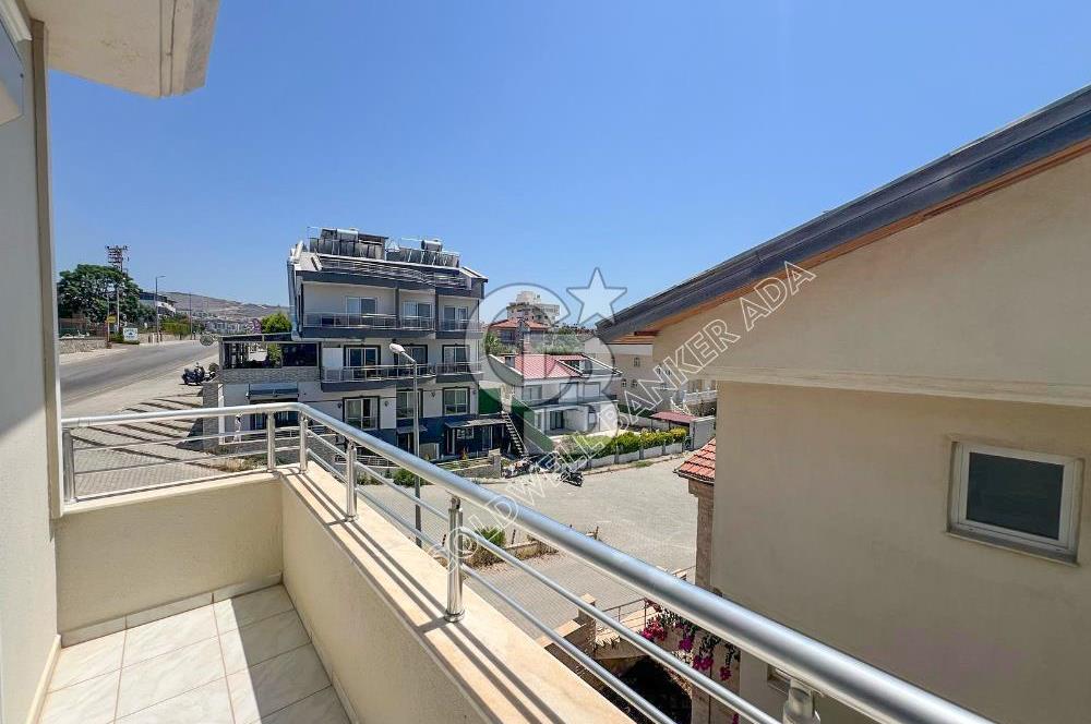 Kuşadası Kadınlar Denizinde Eşsiz Deniz Manzaralı Satılık Çatı Dubleks
