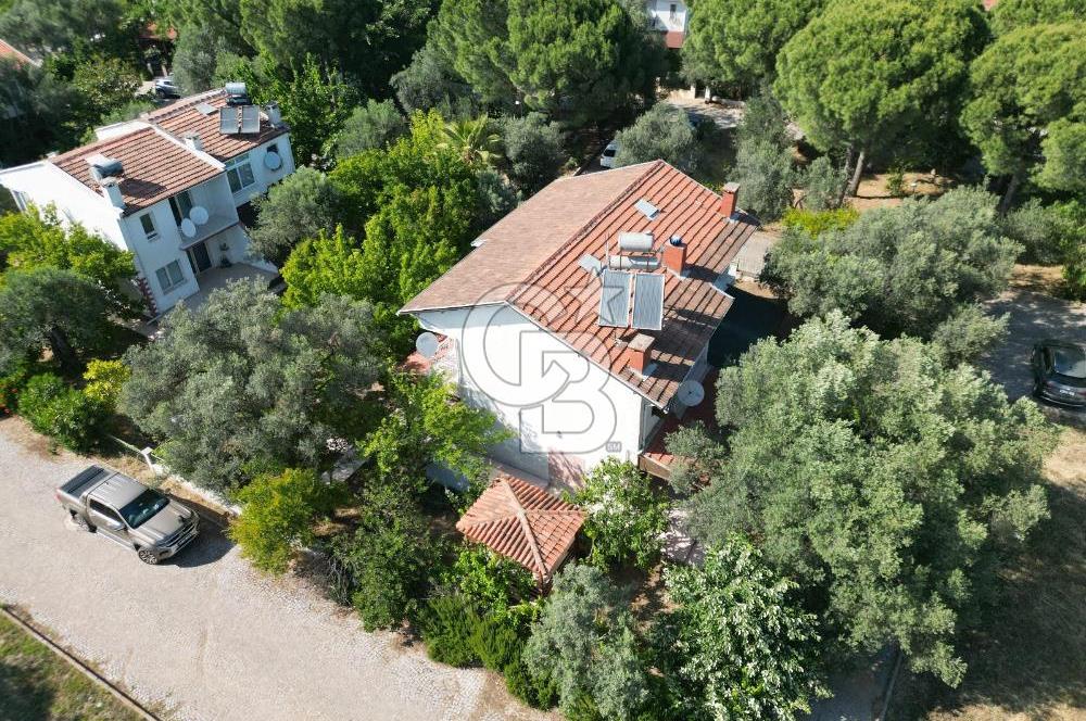 Ayvalık Sahilkent Kuşkent Sitesinde Denize Yakın Villa