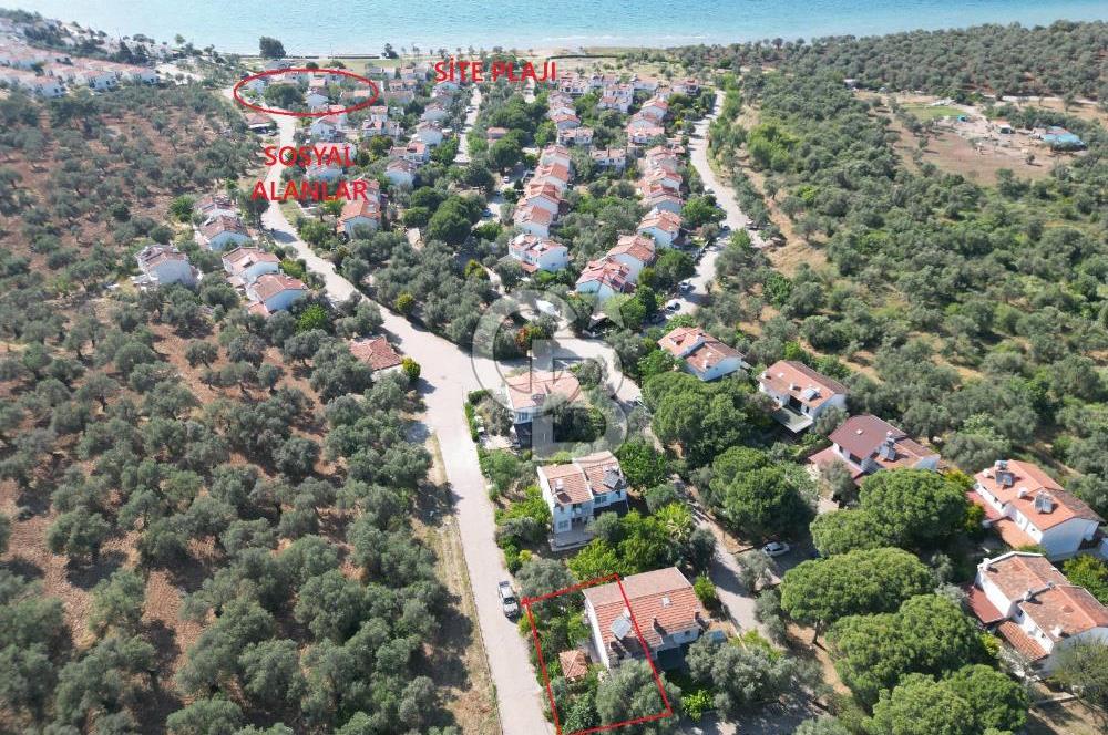 Ayvalık Sahilkent Kuşkent Sitesinde Denize Yakın Villa