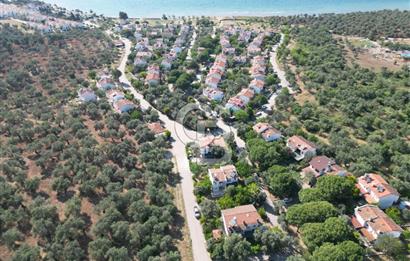 Ayvalık Sahilkent Kuşkent Sitesinde Denize Yakın Villa