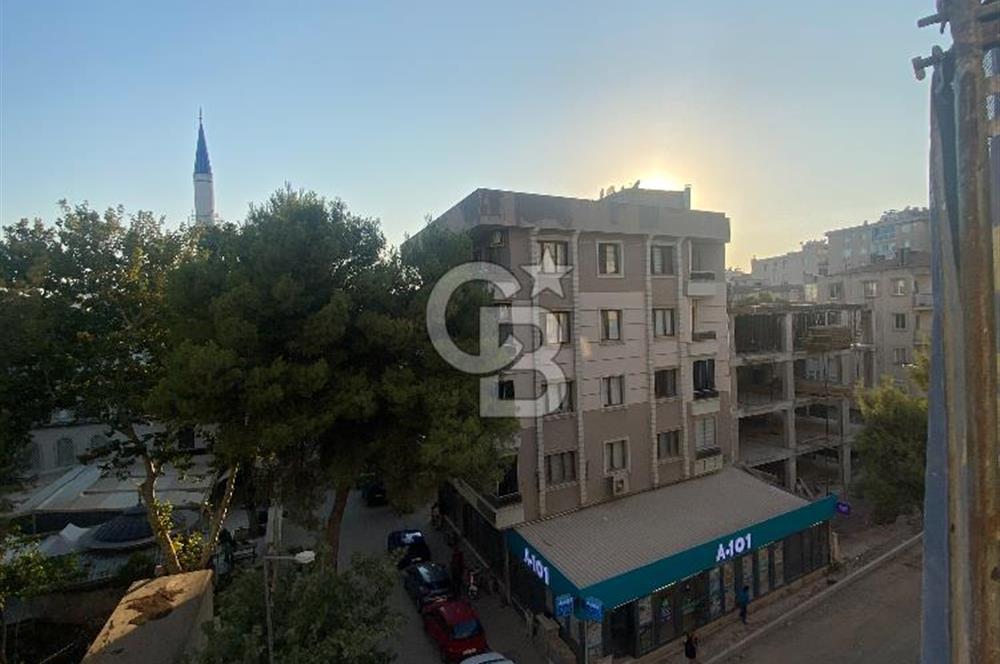 Bornova Kazim Dirik Kafeler Sokagi’nda Satilik