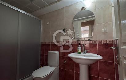 Karşıyaka yalı bulvarı üzerinde full deniz manzaralı 2 + 1 satılık daire