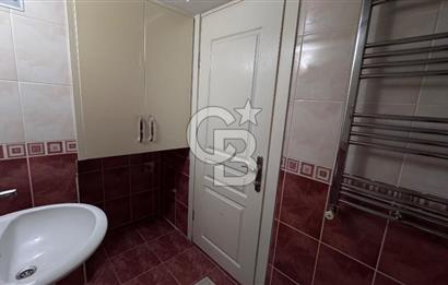 Karşıyaka yalı bulvarı üzerinde full deniz manzaralı 2 + 1 satılık daire