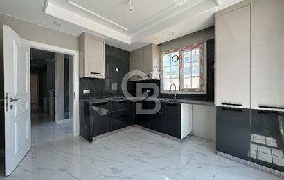 Silivri 773 m2 arsa içinde site içi sıfır satılık villa