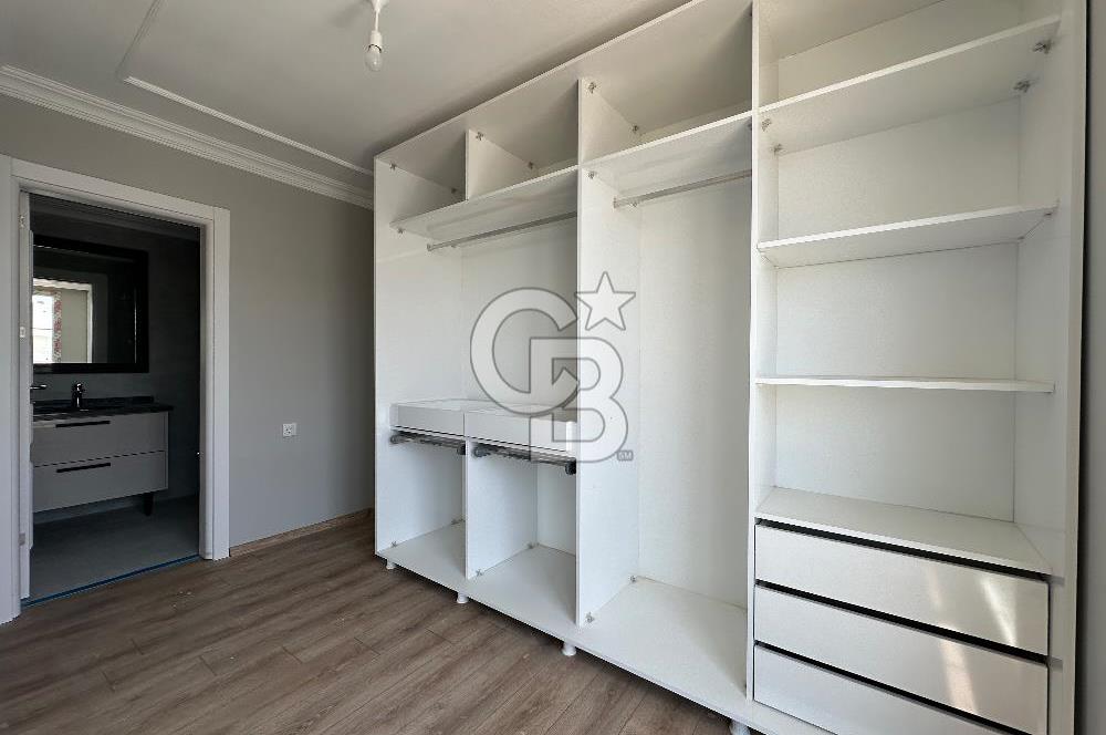 Silivri 773 m2 arsa içinde site içi sıfır satılık villa