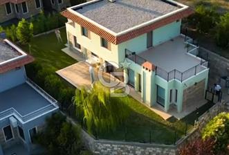Çevreköy'de 4+1 240 m² Satılık Villa