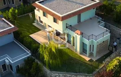 Çevreköy'de 4+1 240 m² Satılık Villa