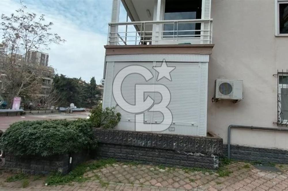 BAĞDAT CADDESİ ÜZERİNDE, TABELA DEĞERİ YÜKSEK, YENİLENMİŞ GİRİŞ KATI OFİS – SADECE 1 YILLIK KİRALIK