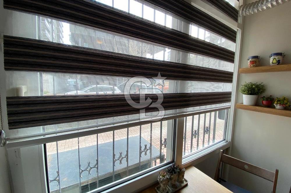 BAĞDAT CADDESİ ÜZERİNDE, TABELA DEĞERİ YÜKSEK, YENİLENMİŞ GİRİŞ KATI OFİS – SADECE 1 YILLIK KİRALIK