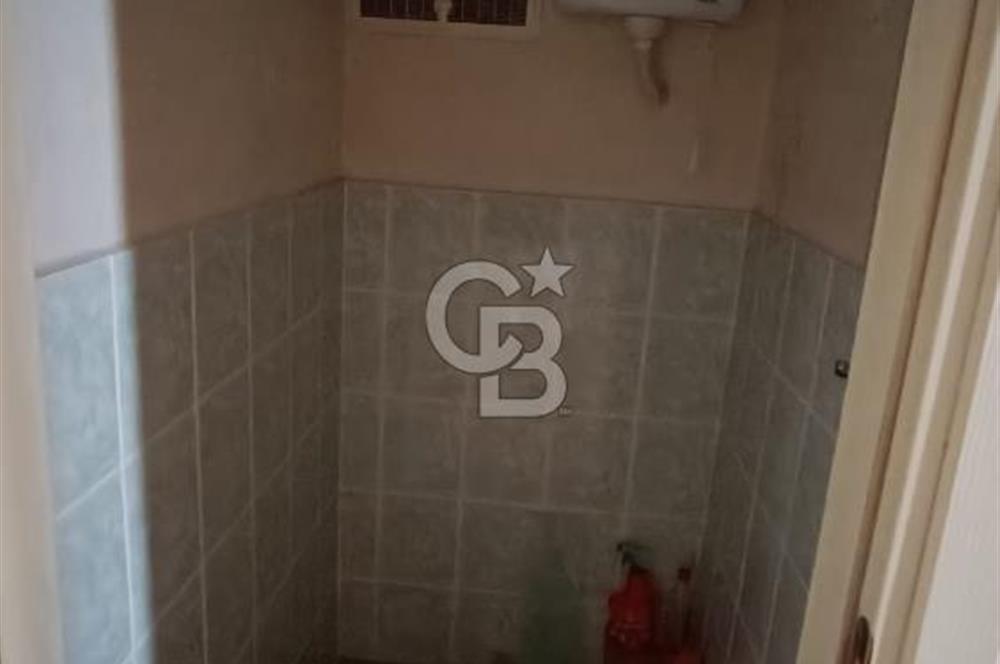Karşıyaka soğukkuyuda kiralık 3+1