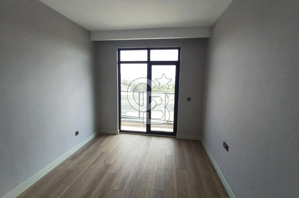 Velux Ankarada Büyük Tip Teras Kullanımlı Kiralık 2+1 Daire&Ofis