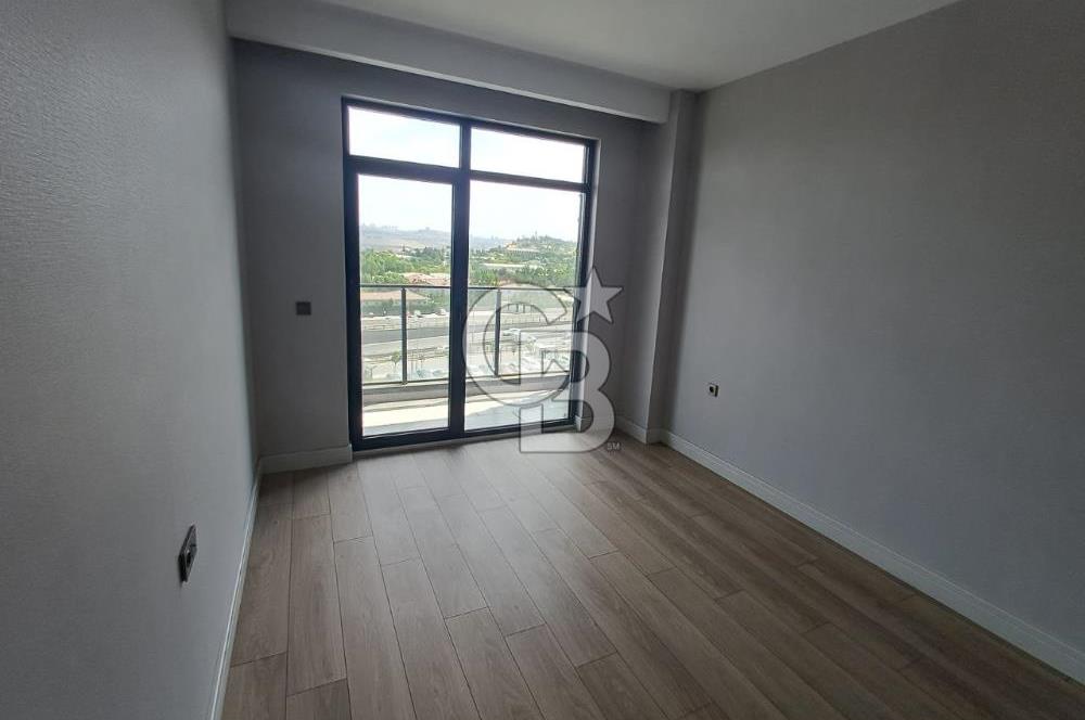 Velux Ankarada Büyük Tip Teras Kullanımlı Kiralık 2+1 Daire&Ofis