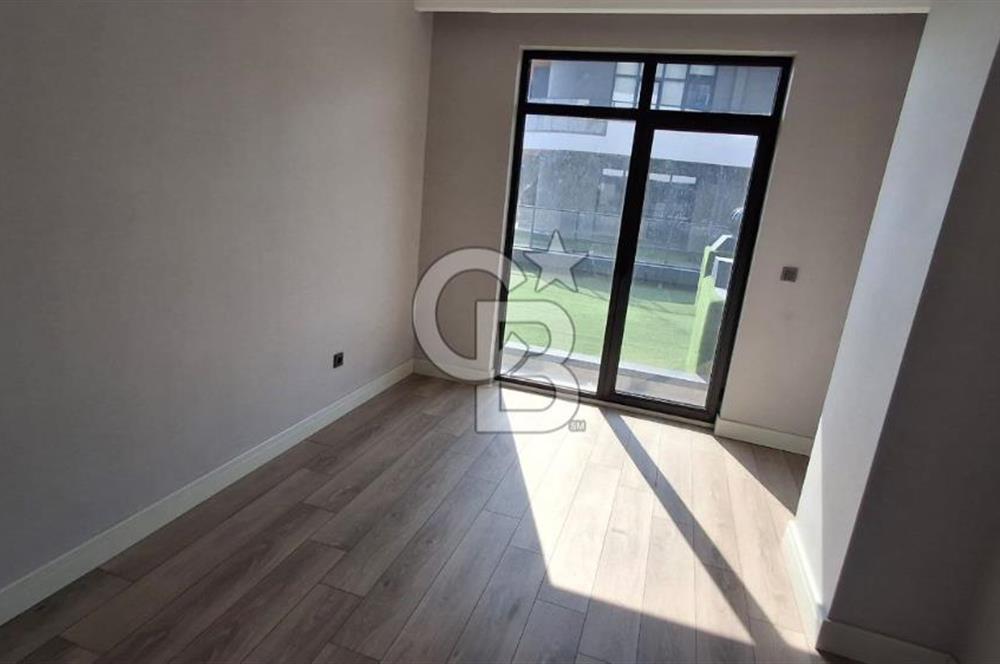 Velux Ankara'da Teras Kullanımlı Büyük Kiralık 2+1 Daire&Ofis