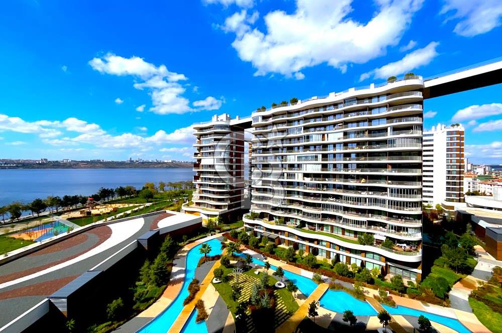 BLUE LAKE Sitesinde Bahçe Katı Dubleks 3+1 Satılık Daire