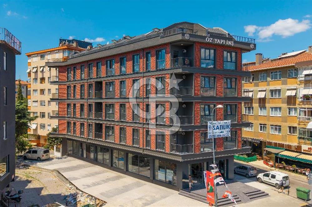 Maltepe Feyzullah Mah. Minibüs Cad. Üzeri Kiralık 3+1 Daire!