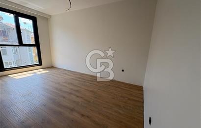 Maltepe Feyzullah Mah. Minibüs Cad. Üzeri Kiralık 3+1 Daire!