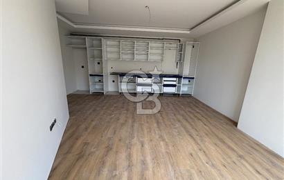 Maltepe Feyzullah Mah. Minibüs Cad. Üzeri Kiralık 3+1 Daire!